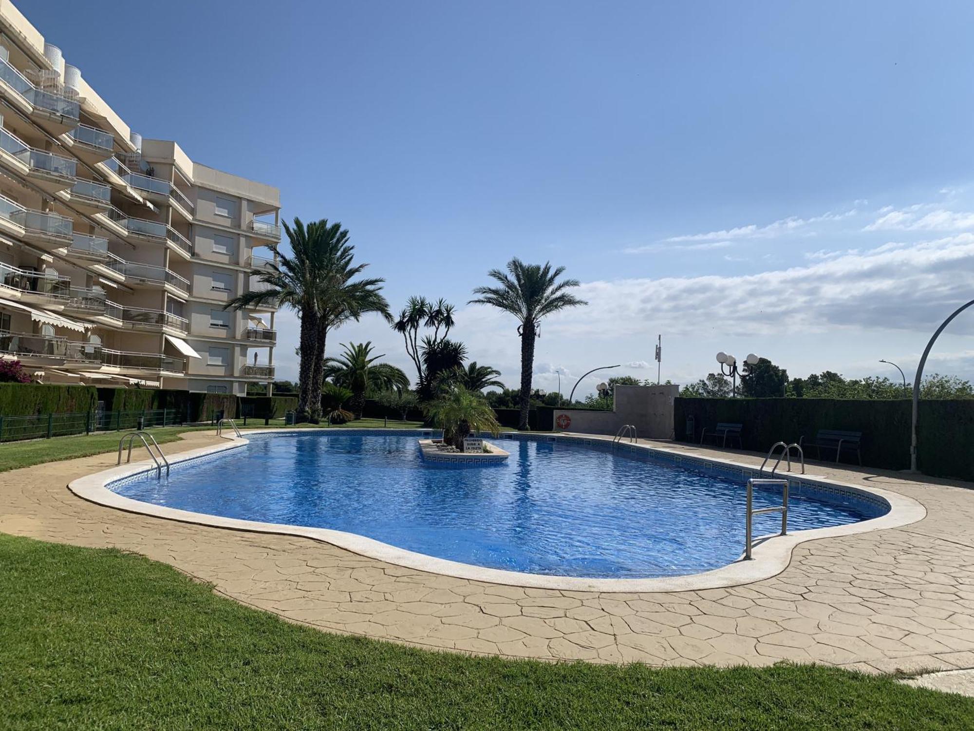 Frente A La Piscina Apartamento *