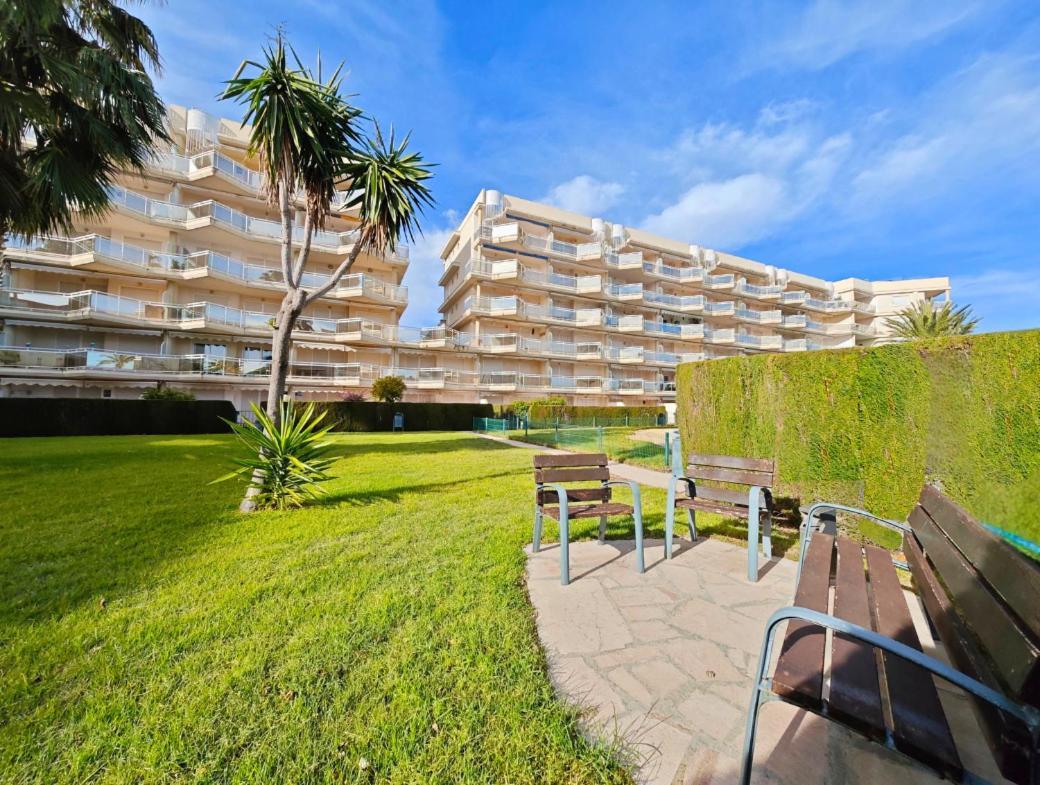 Apartamento Frente A La Piscina Tarragona